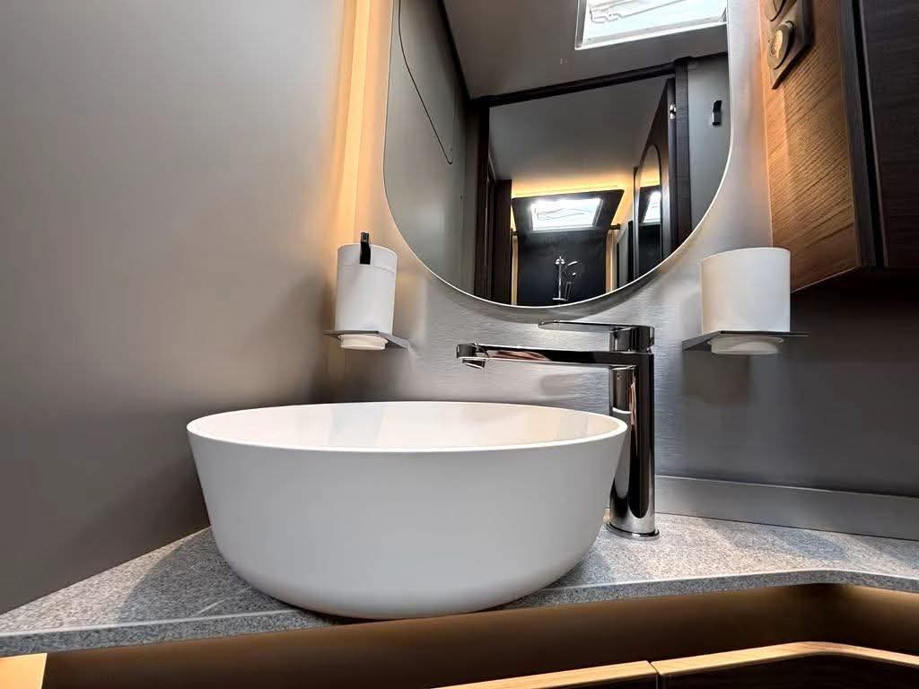 ADRIA SUPERSONIC 780 DL – INTÉGRAL
