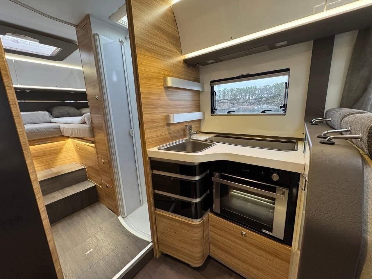Camping Car Bürstner Élégance i890g – 2013 thumbnail 8