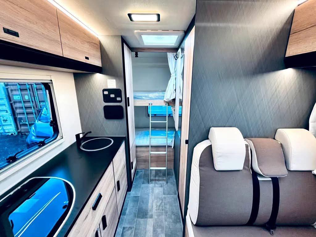 Camping Car BURSTNER ELEGANCE I 800 thumbnail 12