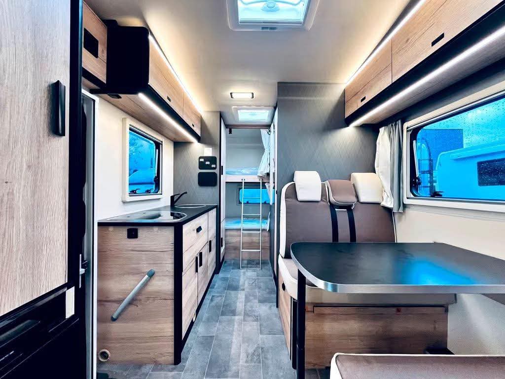 Camping Car BURSTNER ELEGANCE I 800 thumbnail 13